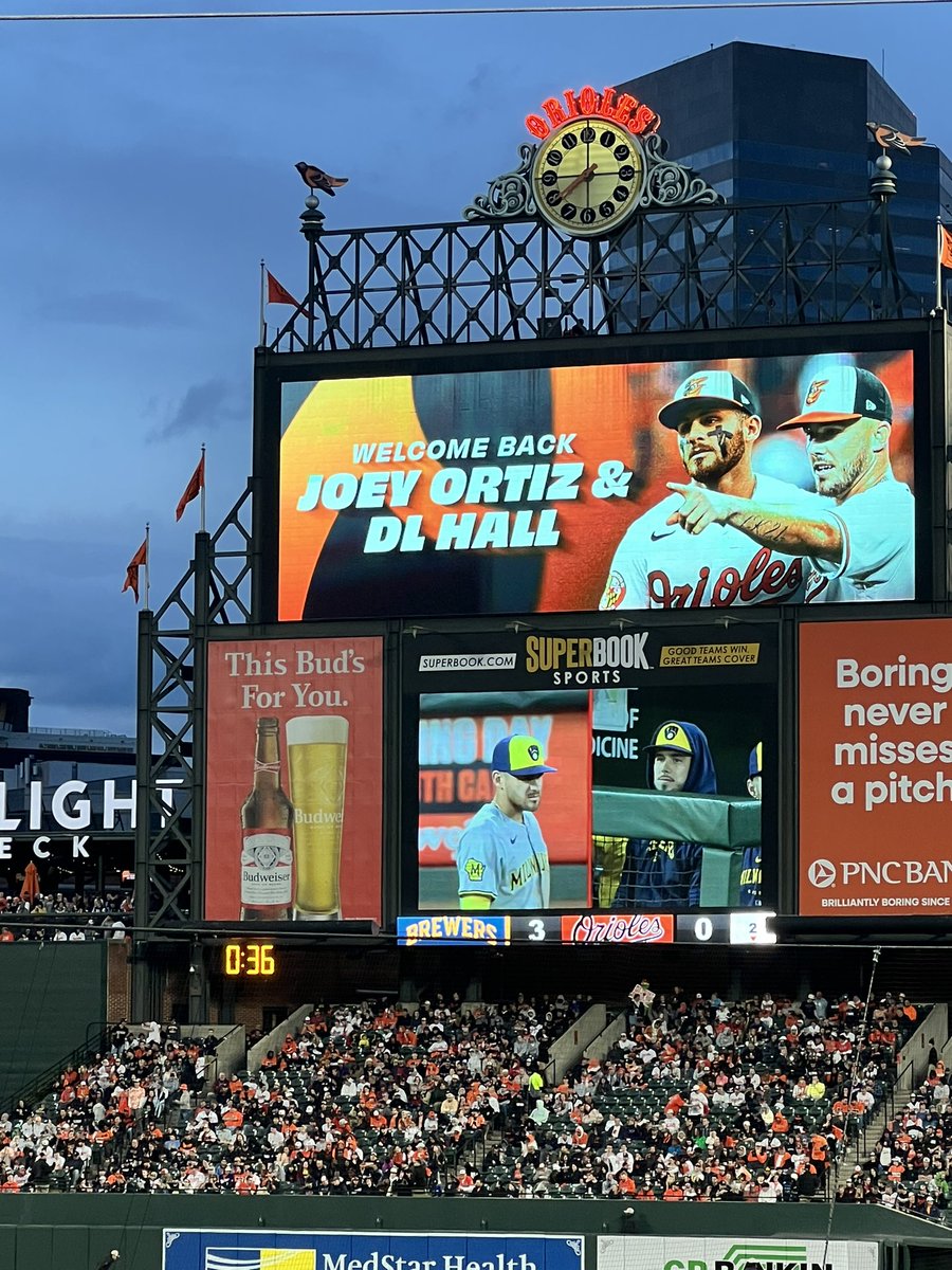 jbenowitz1831's tweet photo. Nice tribute for the guys https://t.co/h0LPBHHIaQ