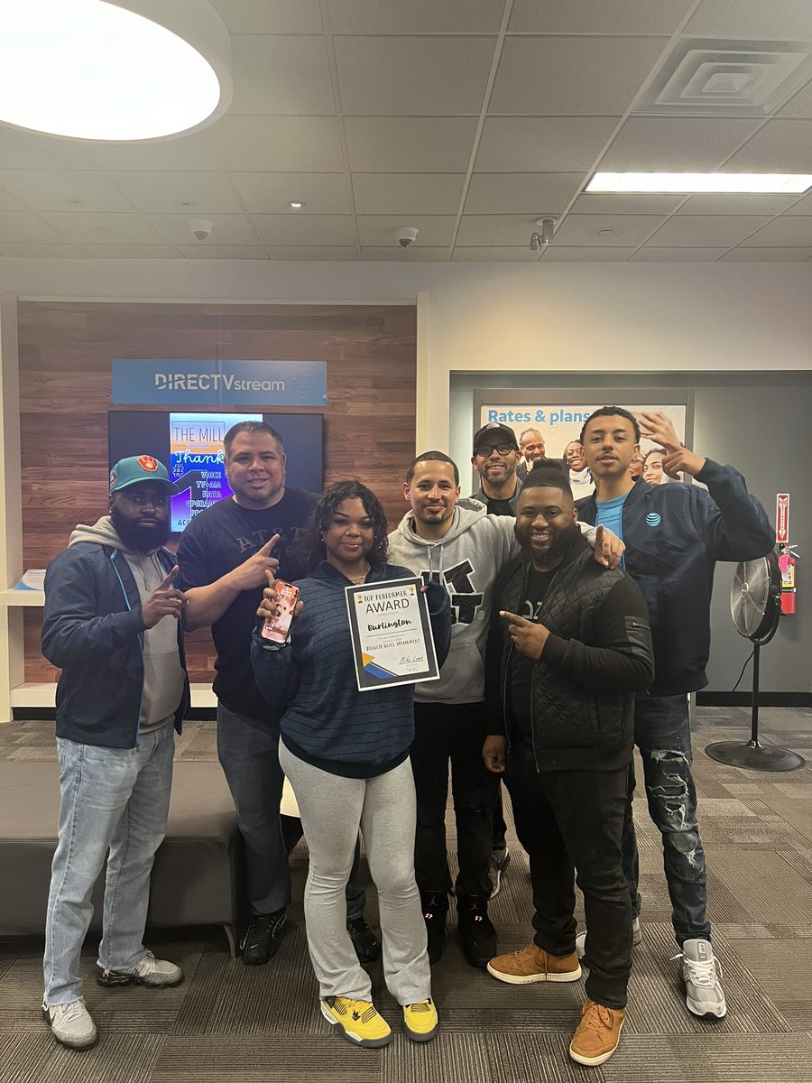 @ATTMILLionaires #TheMill ‘s Q1 leader of 2024. Couldnt of got it done with a better squad! Grateful for the culture we’ve built. Excited for the future we create. #Burlington 🏆#PVE @Mike_V_Lamb @realmccoy1988
