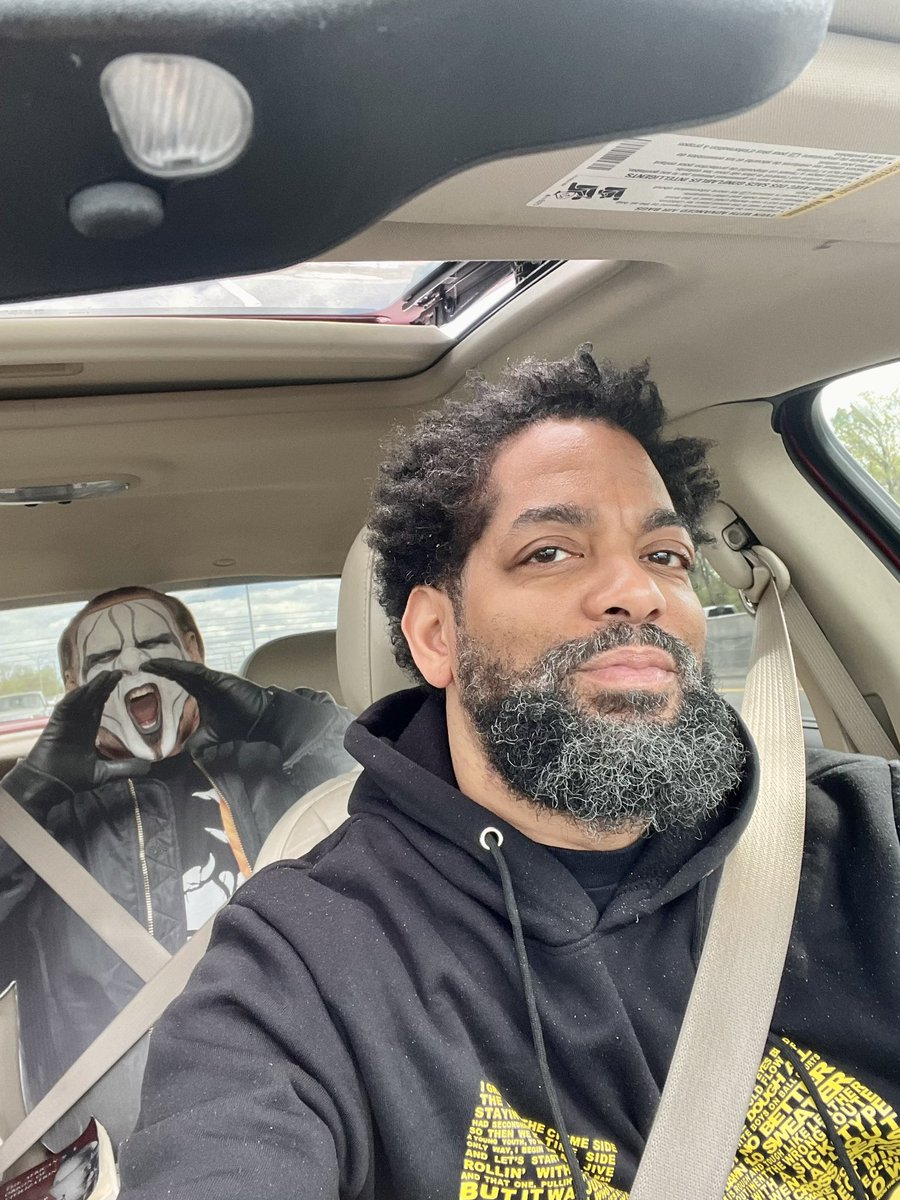 AllahMagnetic's tweet photo. More random photos. Always on the move. Never Stagnant. #randomselfie #randomphoto #FridayVibes https://t.co/Q7X1gruIWG