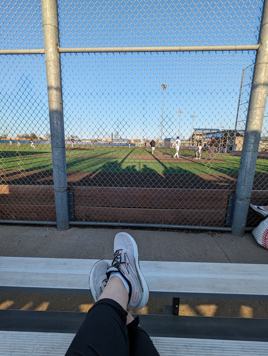 Perfect evening for some Blazer baseball! ⚾ #goblazers @GEHSAthletics @BaseballGehs