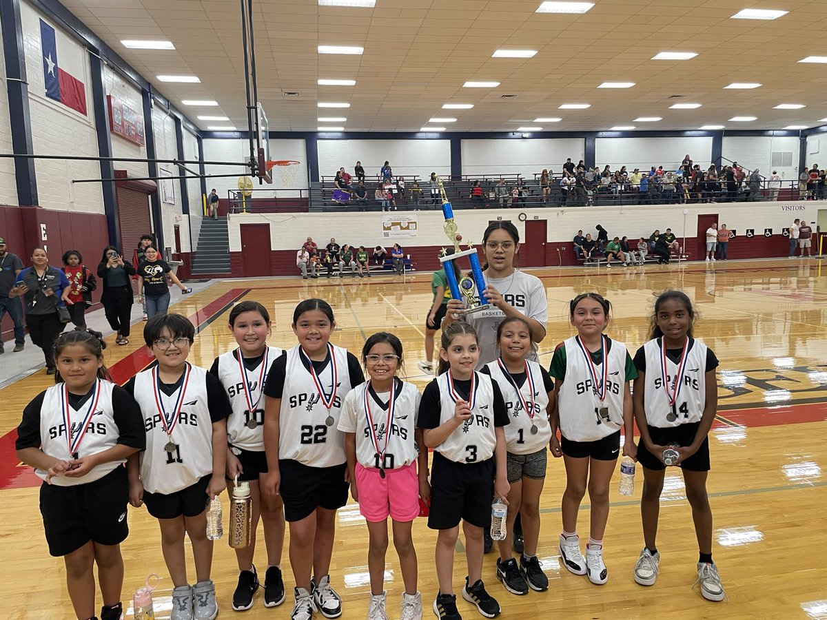 Roosevelt Dual Language Academy tweet media