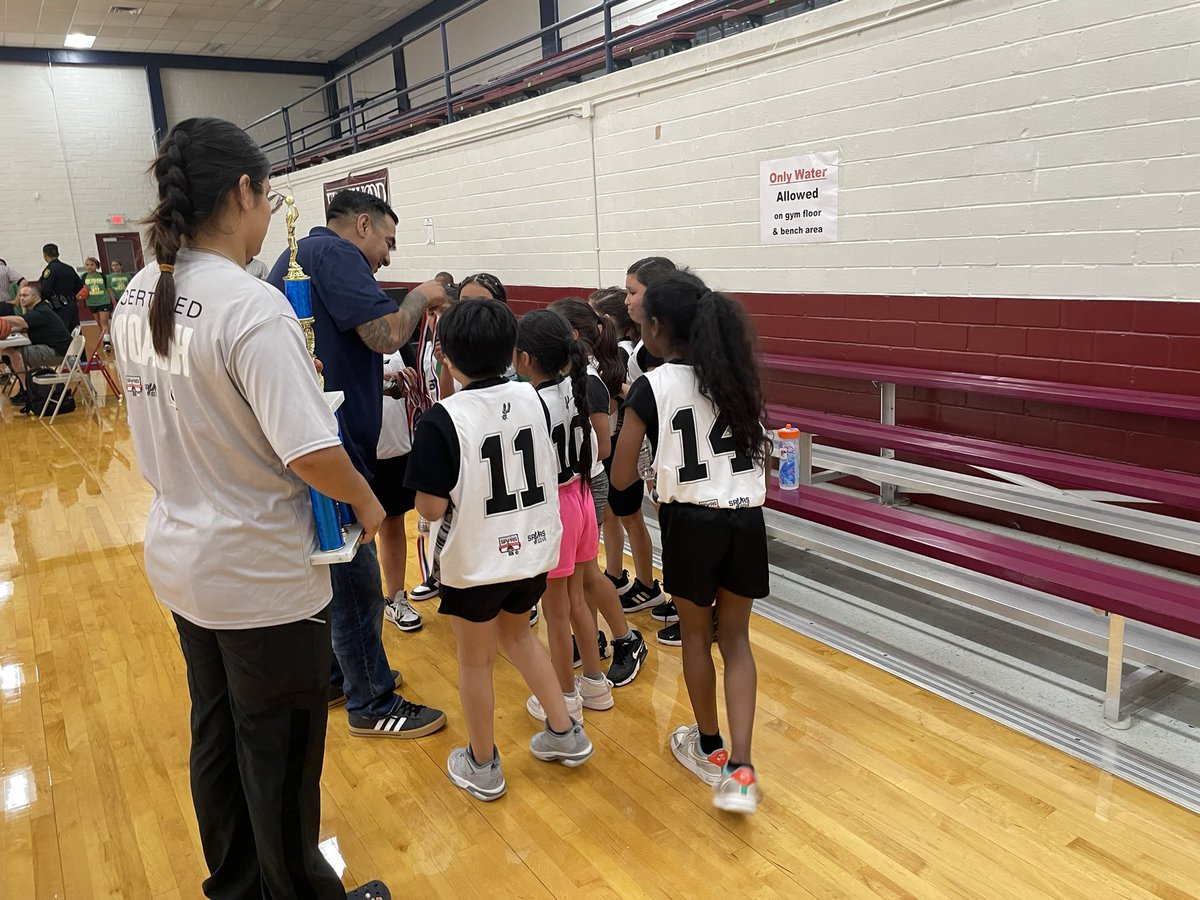 Roosevelt Dual Language Academy tweet media