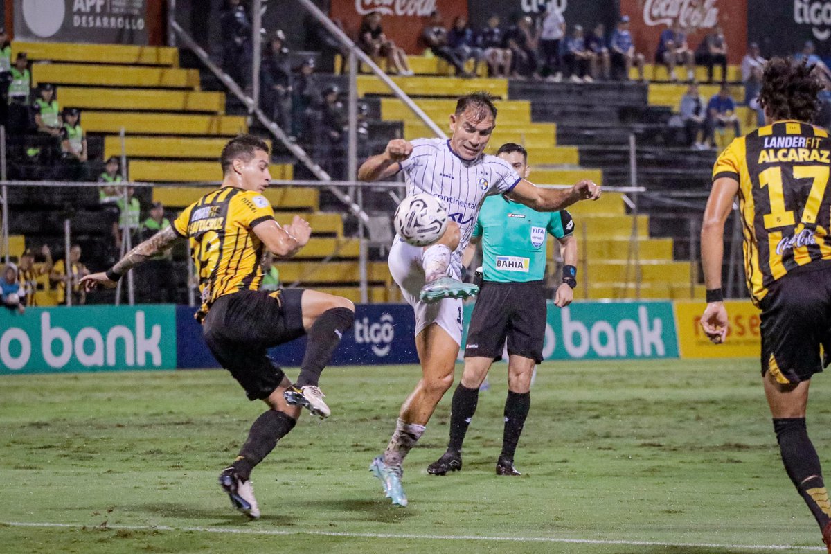 ⏱️ 60’ 

➡️ @ClubGuarani 1
➡️ @SoldeAmericapy 0

🗓️ Fecha 13

#AperturaAPF2024 🇵🇾
#CopaDePrimera 🏆