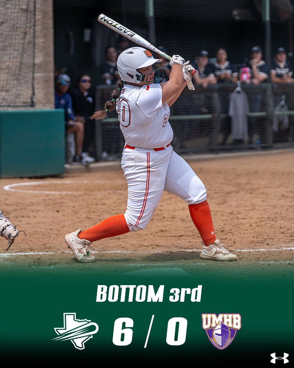 UTDCometSB's tweet photo. Comets get it going in the 3rd! 

#whoosh #ascsoftball https://t.co/WJ8k2V1CF3