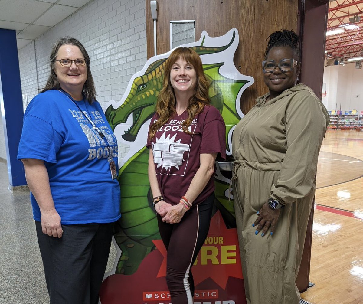 Marshall Library (@mhsbuff_library) on Twitter photo Join us for our session at TLA 24: Creative and Collaborative Programming for HS. Thursday, April 18th @ 10am #TLA24 #txla24 <a href="/TheKHSLibrary/">Kempner Library</a> <a href="/TheWHSLibrary/">Willowridge HS Library</a> Join us for our session at TLA 24: Creative and Collaborative Programming for HS. Thursday, April 18th @ 10am #TLA24 #txla24 <a href="/TheKHSLibrary/">Kempner Library</a> <a href="/TheWHSLibrary/">Willowridge HS Library</a>