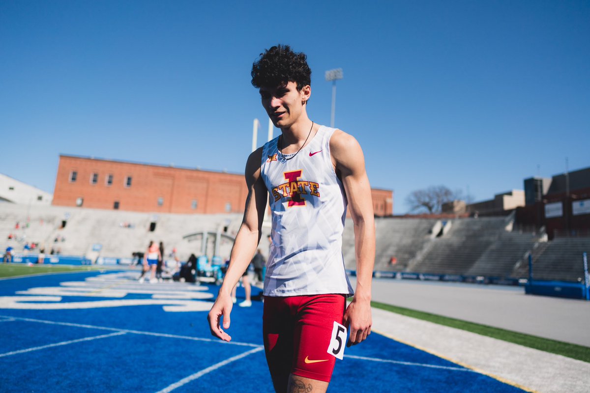 CycloneTrackXC's tweet photo. 𝟰𝟬𝟬𝗺 𝗛𝘂𝗿𝗱𝗹𝗲𝘀 // 𝗝𝗶𝗺 𝗗𝘂𝗻𝗰𝗮𝗻 𝗜𝗻𝘃𝗶𝘁𝗲

Joven Nelson wins the event with a new personal record of 52.35!

#CycloneSZN https://t.co/ONzHge3AER