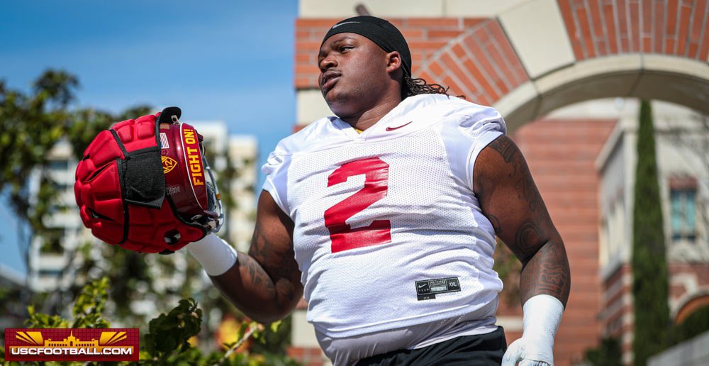 USC defensive lineman Isaiah Raikes, who transferred to the Trojans from Texas A&M earlier this offseason, has re-entered the transfer portal, @chris_hummer and I have learned for @247sports. Former four-star recruit. Posted 17 tackles at A&M last year. 247sports.com/player/isaiah-…