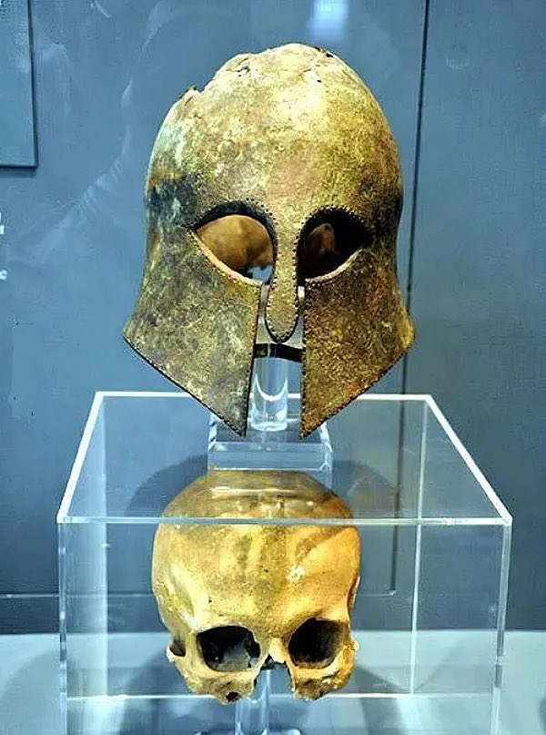 Corinthian helmet from the Battle of Marathon with the wearer’s skull still inside. From 490 B.C., found in 1834 in Greece.

This remarkable Corinthian-style helmetfrom the Battle of Marathon was reputedly found in 1834 with a human skull still inside.

It now forms part of the…