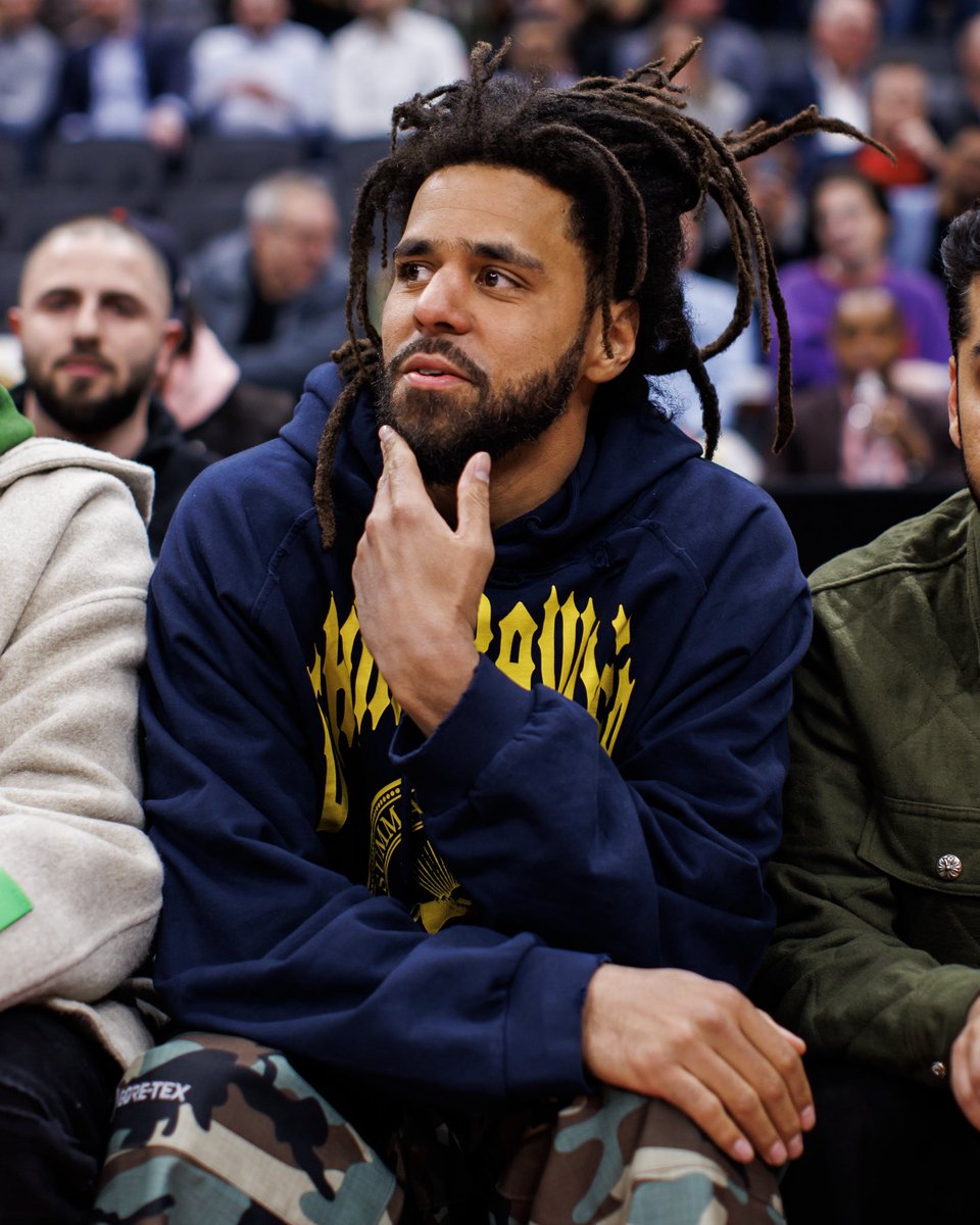 Complex's tweet photo. J. Cole has taken “7 Minute Drill” off streaming services https://t.co/vT1sgFREs3