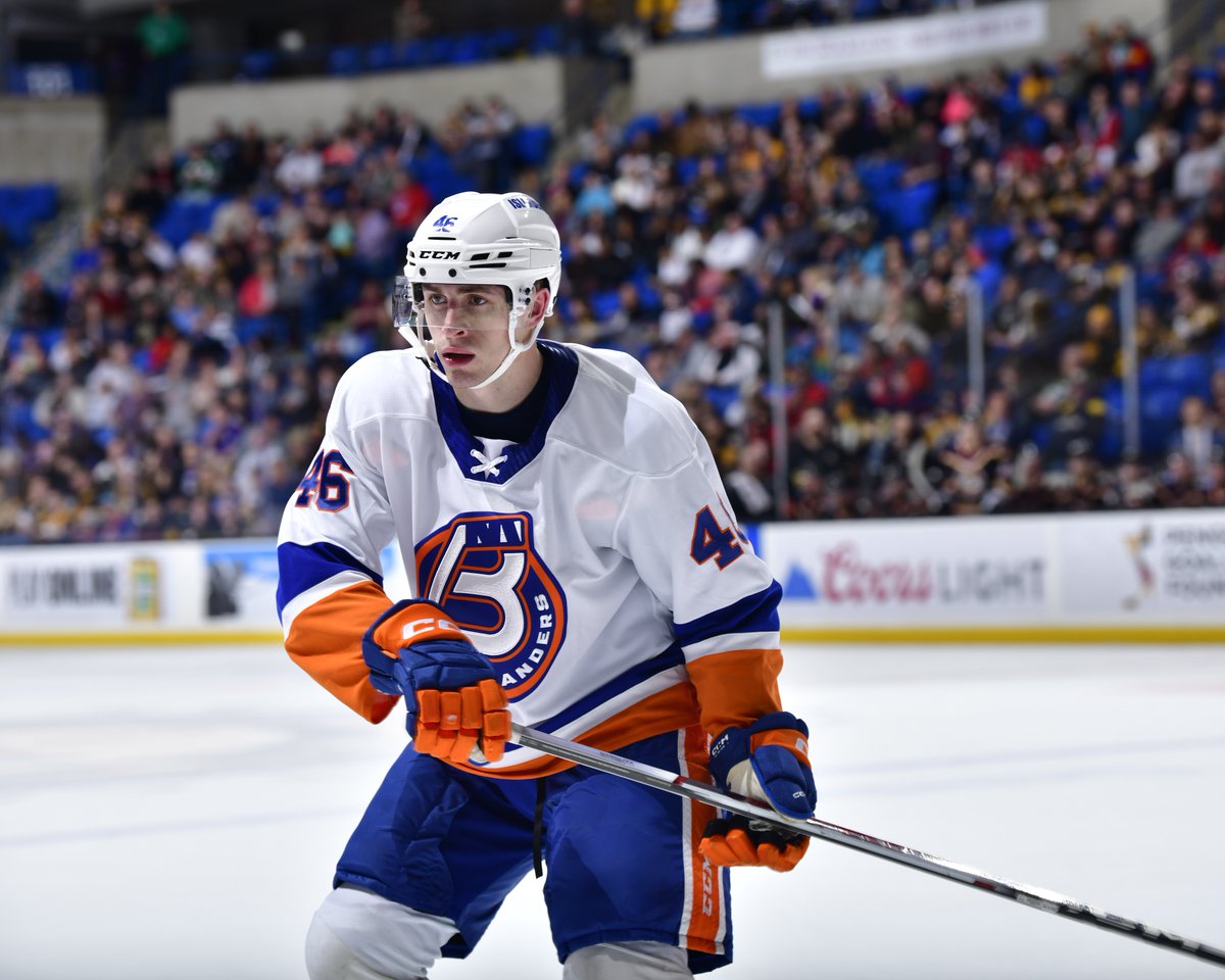 Congratulations to Jack Randl on making his professional debut tonight! 👏

#SupremePort | #Isles