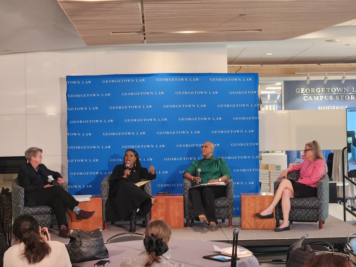 ZakiyaEra's tweet photo. @GeorgetownLaw today for the Present and Future of the Equal Rights Amendment discussing the ERA’s role in our democracy with @SenatorCardin @maziehirono @RepCori @RepPressley @GenderSexLaw @FemMajority @ERACoalition #ERAnow https://t.co/kbnMDUrJGG
