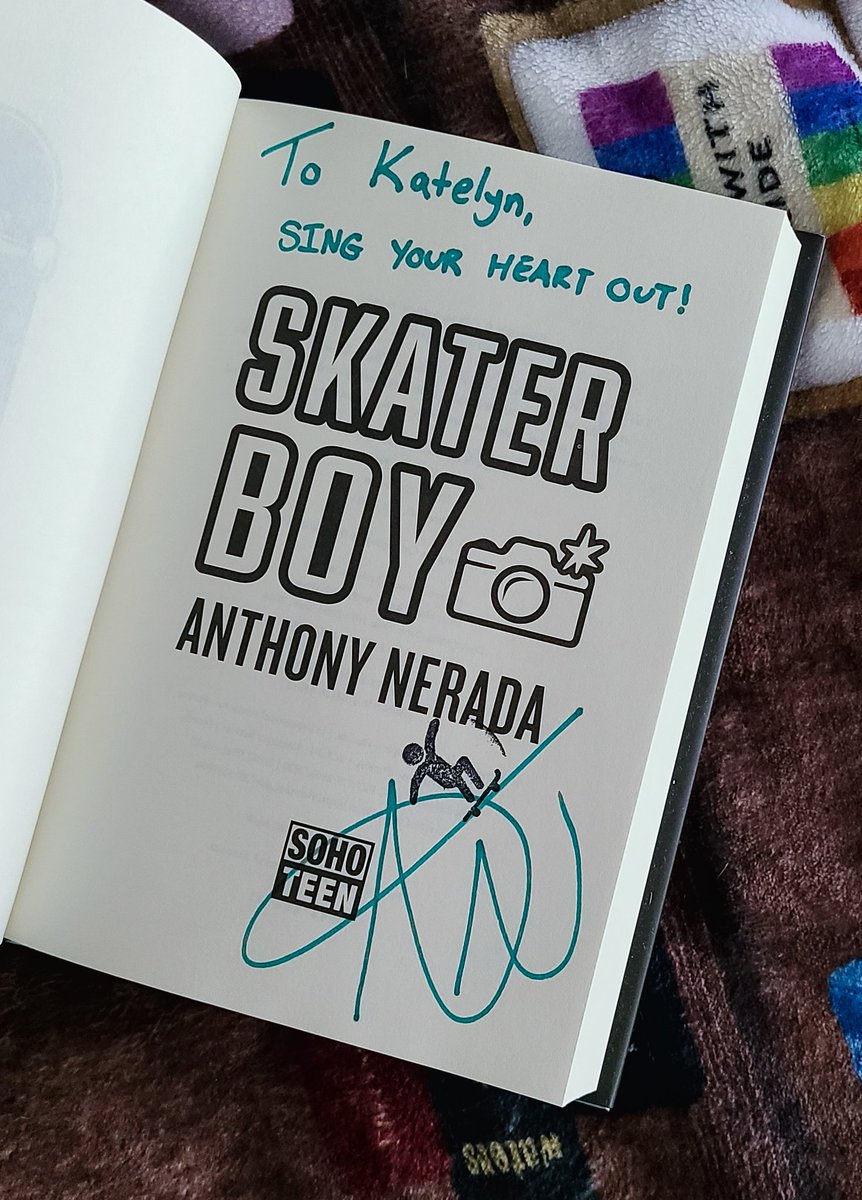 It's here and so much earlier than anticipated! 🛹🩰 A huge thank you to @2024Debuts and @AnthonyNerada for this copy of Skater Boy!! It survived the trip from British Columbia to Texas. ✌🏻