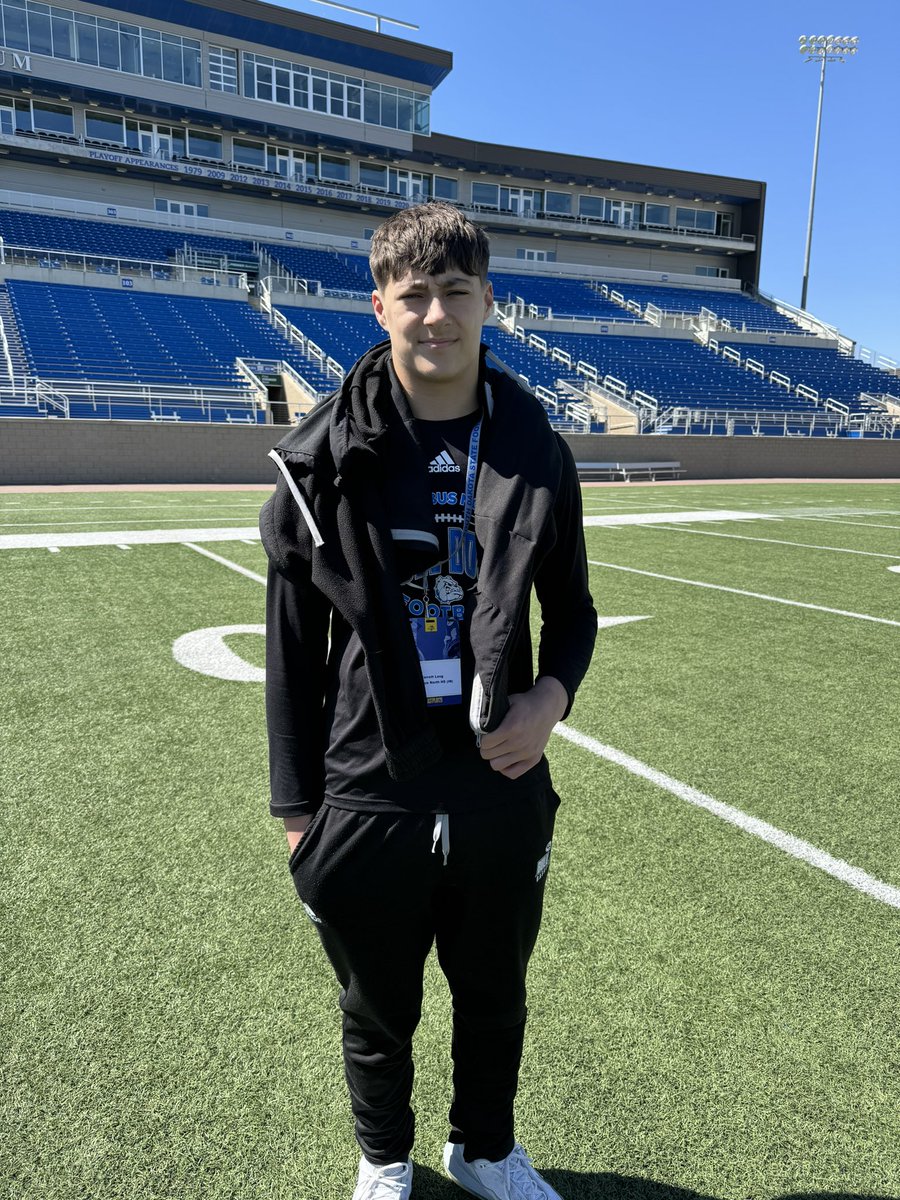 garrettlong87's tweet photo. Thank you @CoachBibbs52 for the invite loved the campus and the facilities can’t wait to get back !!! @SDSURogers3 @GoJacksFB @IndianaPreps @Coach_Haston @DogPackFB https://t.co/Md1jF1knDJ