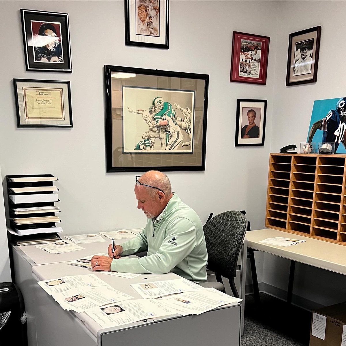 Jimmy Spence Jr. continues to sign the many LOA’s destined for authentic signatures worldwide from our New Jersey office. The JSA Letter of Authenticity is the gold standard amongst autograph collectors and can be upgraded from any basic or witness certification. Visit…