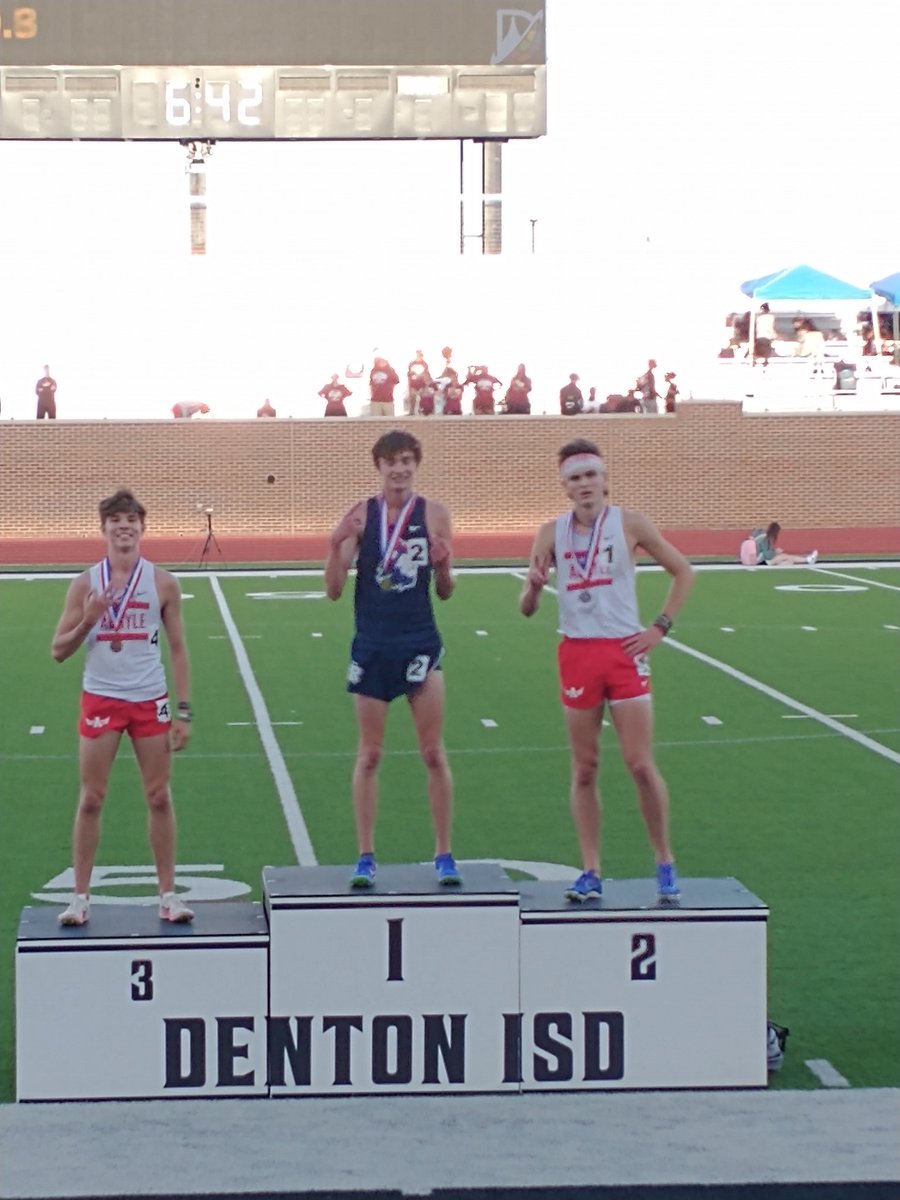 Podium Pic!
🥈for <a href="/TylerWestrom/">Tyler Westrom</a> 
🥉for <a href="/BrianWoolums94/">Brian Woolums</a> 
Both 1600 and 3200!