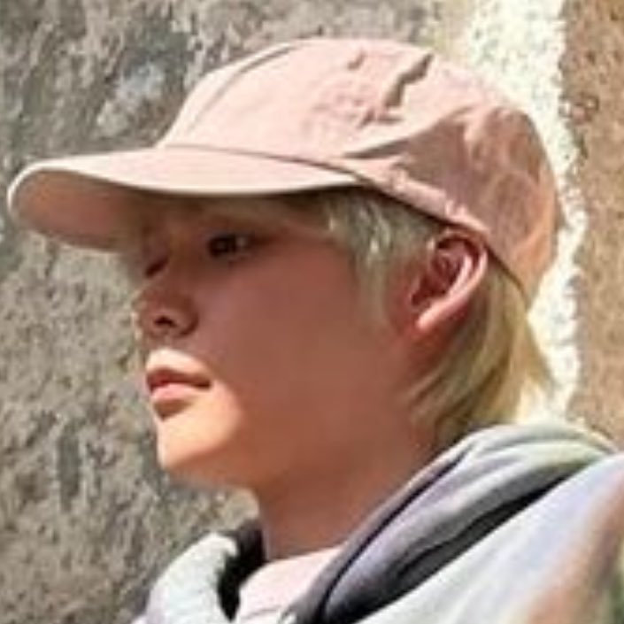 딸기우유보이 저는 이 두 장이요