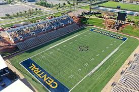 #AGTG After a great conversation with @Coach_TPearson @Coach_Curlee @CoachDDudley I am thankful to receive my first official offer from the University of Central Oklahoma.@CoachGBryant @CoachBMorris35 @6starfootballOK @UCOBronchos