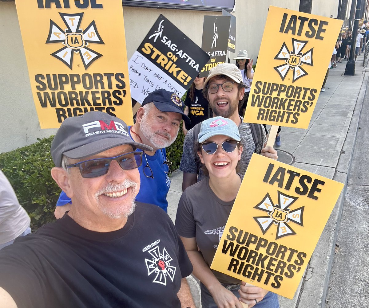itsskip's tweet photo. @ElyssaMP @IATSELocal44 @IATSE @JW_Hendricks @sagaftra @iamJeffTorres @Demzjr3 Picket line from the #SAGAFTRA line in July #Local44 support! https://t.co/sUhHMSVQdS