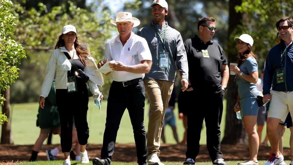 Lynch: If only the Masters awarded green jackets to trolls, Greg Norman would finally win at Augusta National golfweek.usatoday.com/2024/04/12/eam…