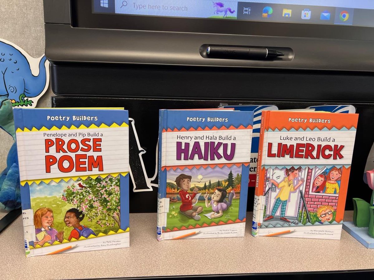 Poetry Month 
April is National Poetry Month 💜📚
This month our Harris Hawks can write an original Poem about Earth for a chance to win a prize in the Library 💜📚
#NationalPoetryMonth #TeamBCSD #TeamHarris 💜📚