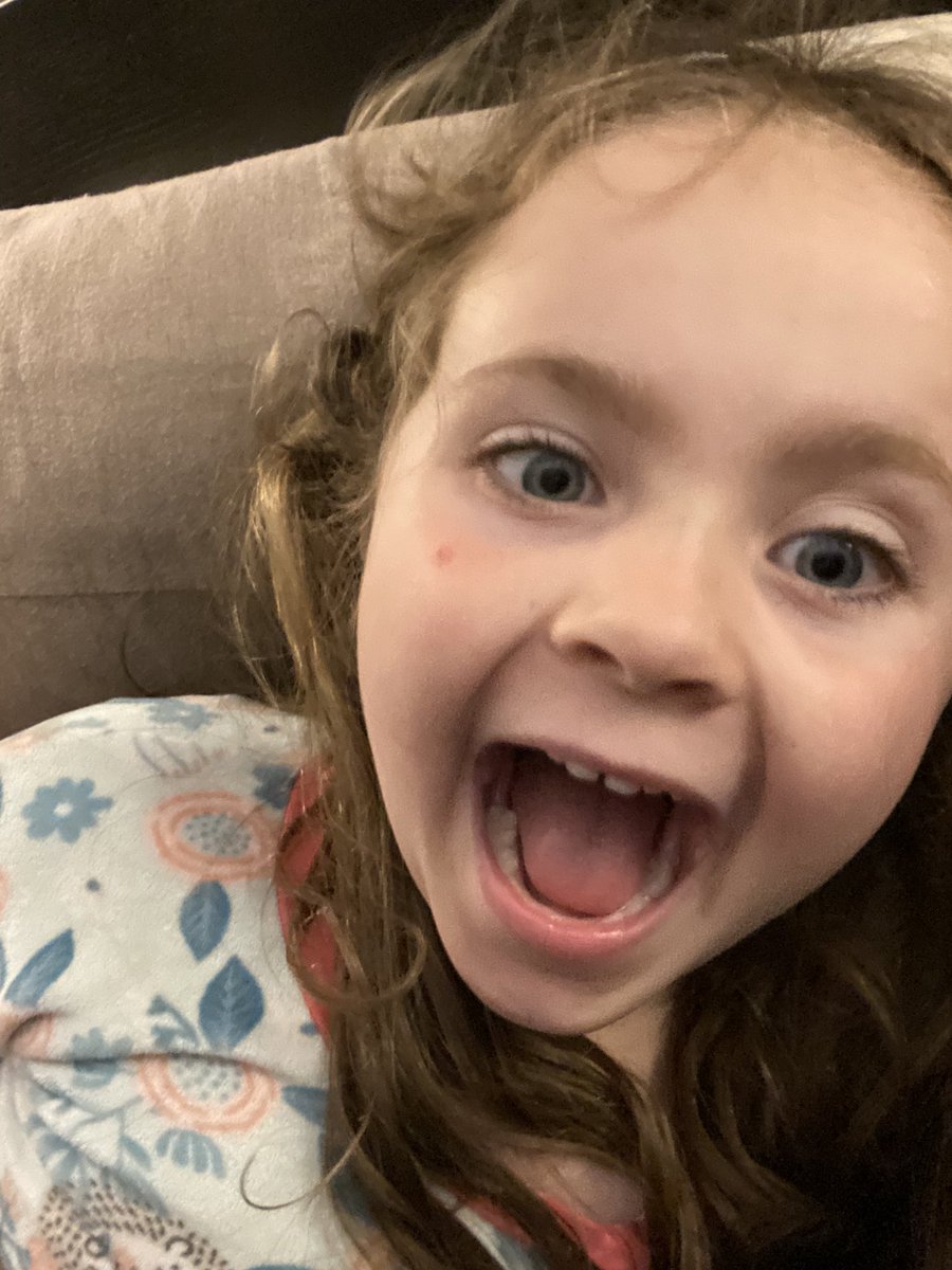 SmartieAndSteve's tweet photo. @stingray_shark Someone is a little excited… 😜 https://t.co/qbQ3fLCfGT