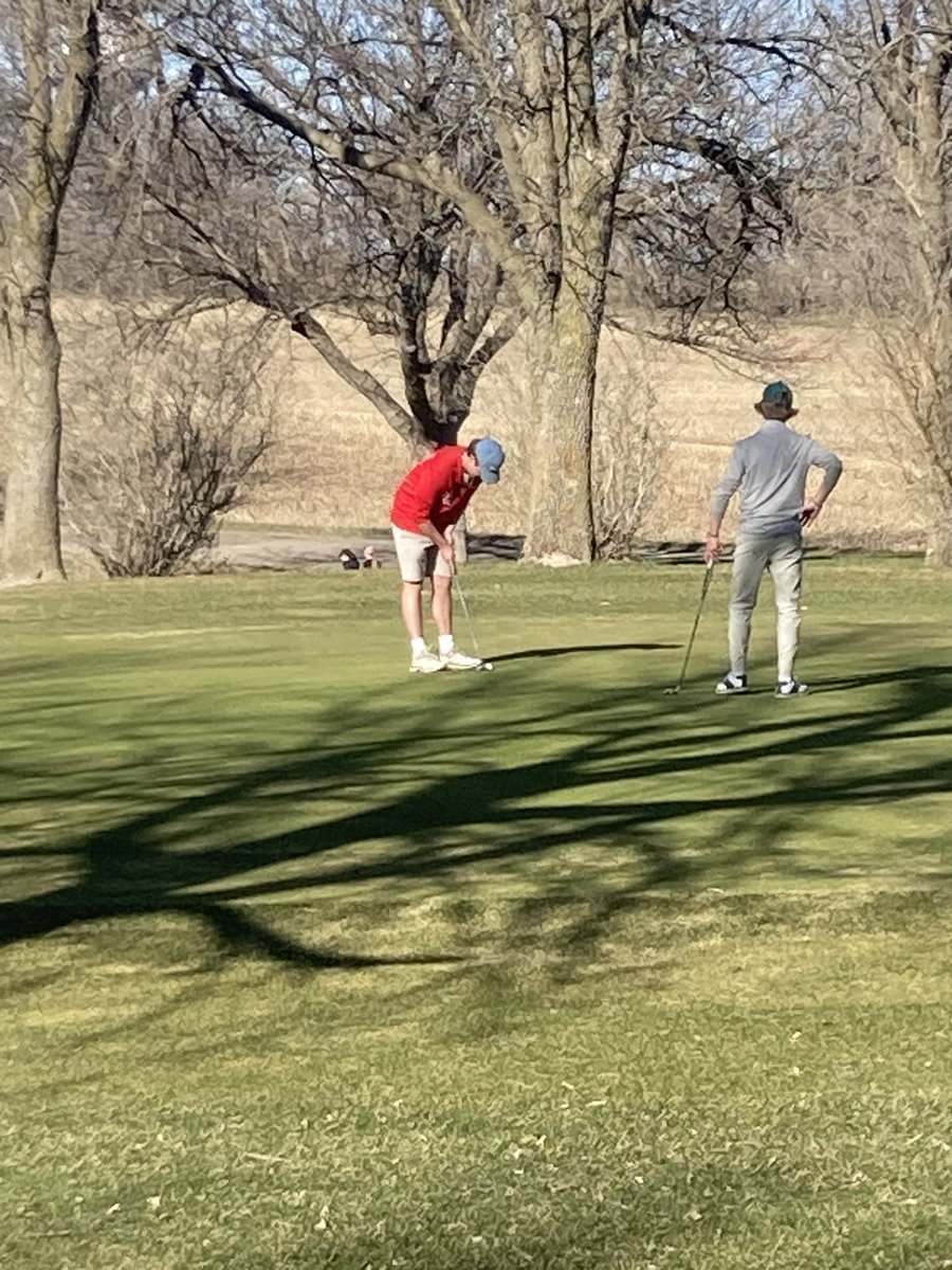 ELCGOLF1's tweet photo. ELC boys golf 169, Algona 171, and North Union 184. Great night to be on the course! https://t.co/oDV50wLJ5T