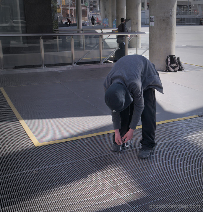 Lost #streetphotography #streetphotographers #streetphoto #photooftheday #torontophoto #dailyphoto #thephotohour