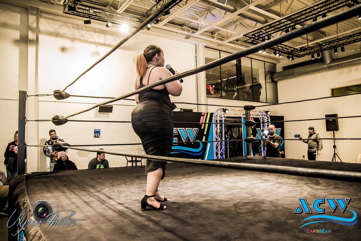 The thickest ring announcer you know🍑
#PhillyMania

📸 : Instagram - ulyssephotos