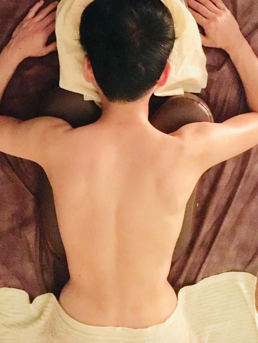 belle_foret_ms's tweet photo. 男性セラピストが男性向けに行ってます
お気軽にお問い合わせ下さい

⚪︎出張
・施術料：90分8000円
全身マッサージ、睾丸マッサージなど
・交通費：池袋駅からの往復(100円単位)

🔸営業時間
•火、水、木曜14-
•土、日曜17-
•月、金曜　20-
＃ゲイマッサージ　＃ノンケ　#バイ https://t.co/HN3iliqQAZ
