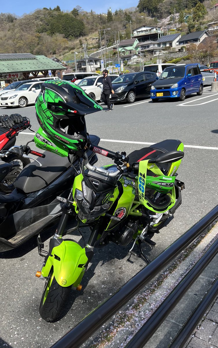 芦ヶ久保到着。
午後から用事あるから有間ダム経由で帰ろう。
それにしても日陰が寒い🥶
＃ベネリ
＃TNT125