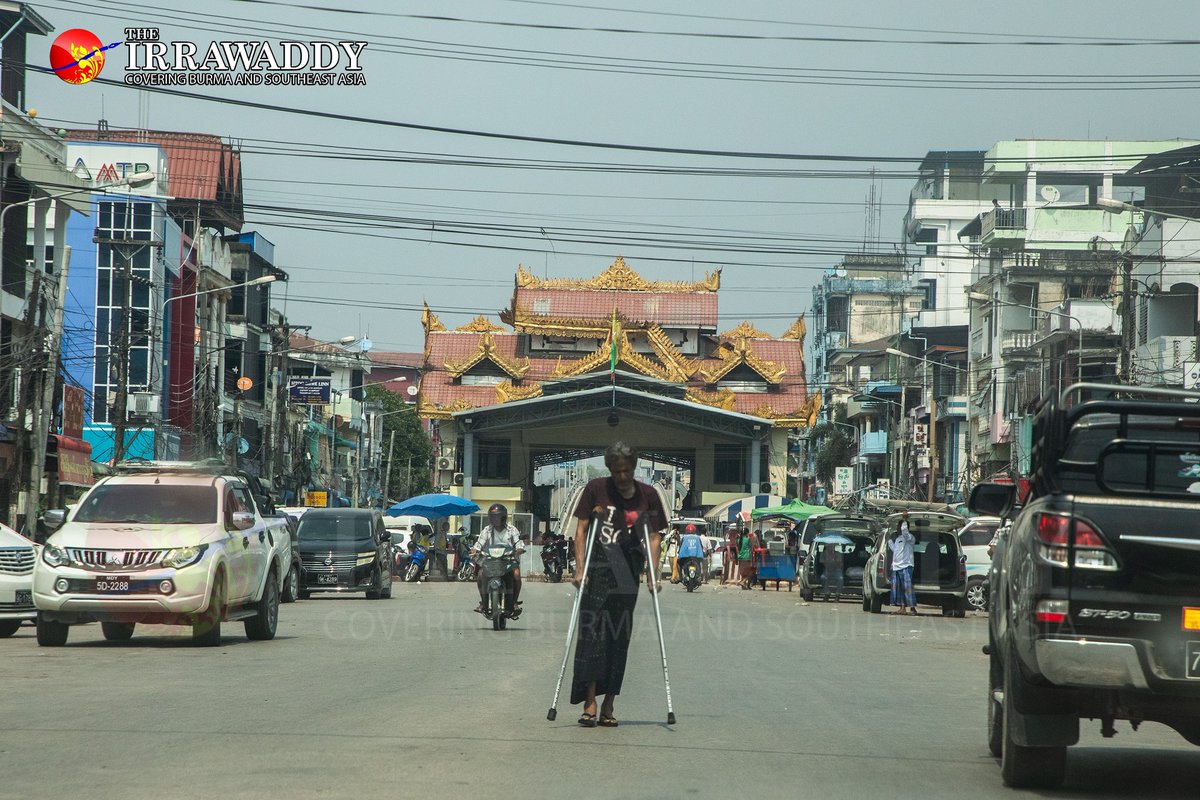 IrrawaddyNews's tweet photo. Business appears to be going on as usual in Karen State’s recently freed town of Myawaddy, but residents said on Friday they remain fearful junta jets may pound them with bombs.  (Photo: Brian Wei / The Irrawaddy)
#WhatsHappeningInMyanmar https://t.co/utoOUSvfUv
