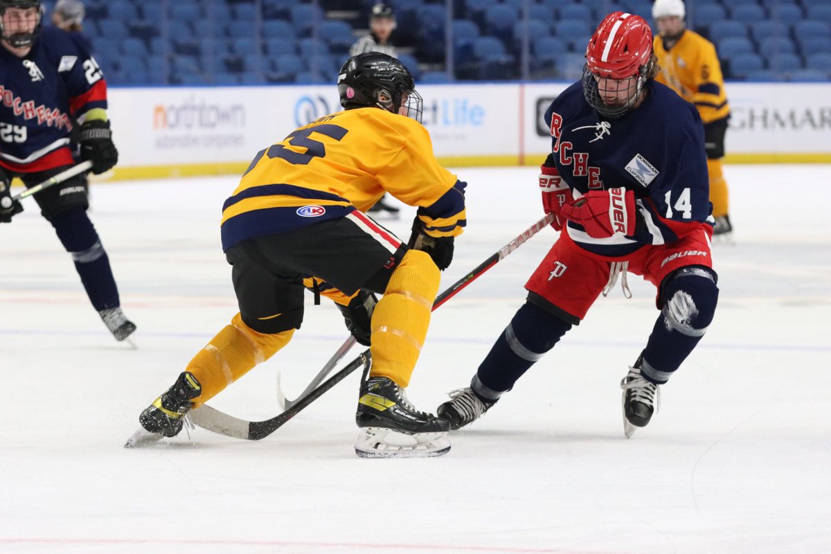 NYHockeyonline's tweet photo. Buffalo seniors top Tochrster Seniors in Bowman Cup! It was a 9-2 final for Buffalo! Up next the Rick Maryin Memorial Cup featuring players from Buffalo and Rochester Prep schools! https://t.co/4R2w8Tc7IT