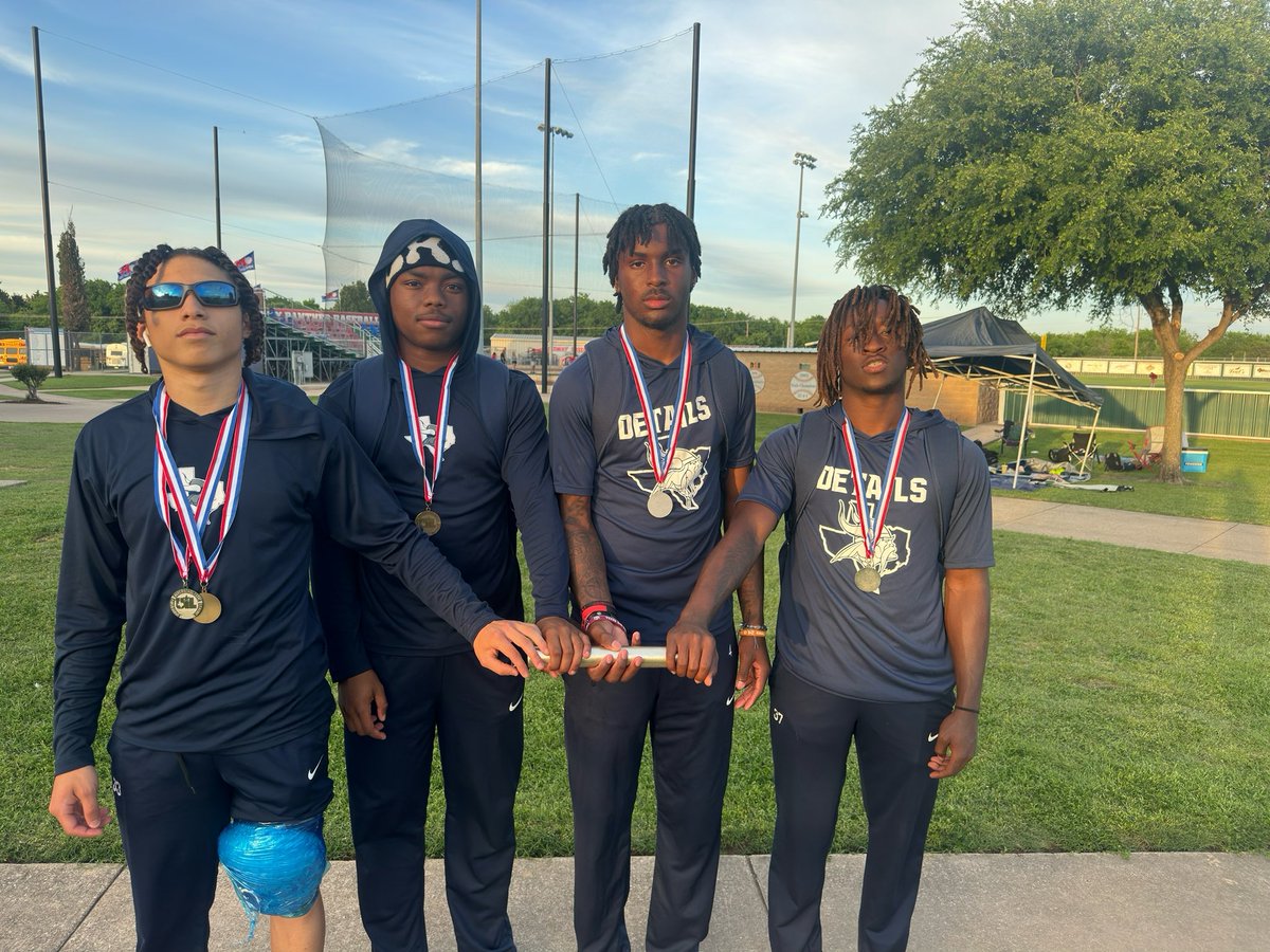 BHSVikingFB's tweet image. 🥉🥉🥉4x100 Regional Qualifiers 41.78 #VikingSpeed