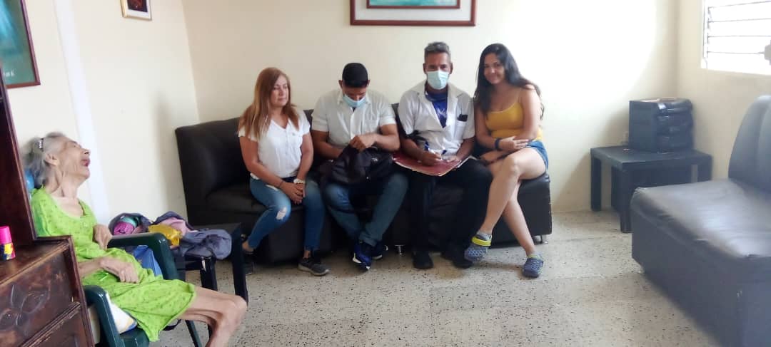 Terreno médico en las comunidades de Morón #CubaPorLaVida @cubacooperaveTR @cubacooperaven