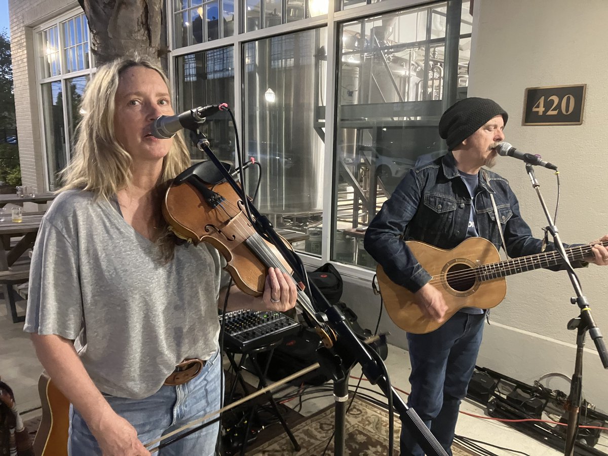 goulaguy's tweet image. So good to see @mollythomas back in action with Phil Proctor.