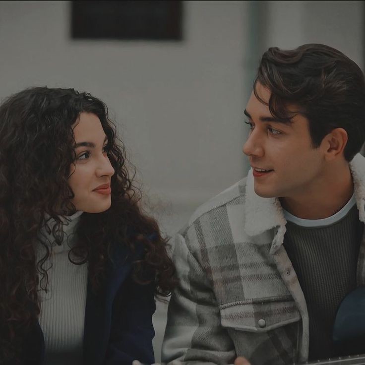 sbyc_argentina's tweet photo. No pensé volver a enamorarme de una pareja después de #ReyMir pero ustedes hicieron que los amara de inmediato, con esa dulzura y carisma. Gracias Onur y Yazgi porque su historia de verdad fue como "Un cuento de Hadas".

#OnurSeyitYaran #SuBurcuYazgıCoşkun #AsDor https://t.co/sLf54f1ZPV