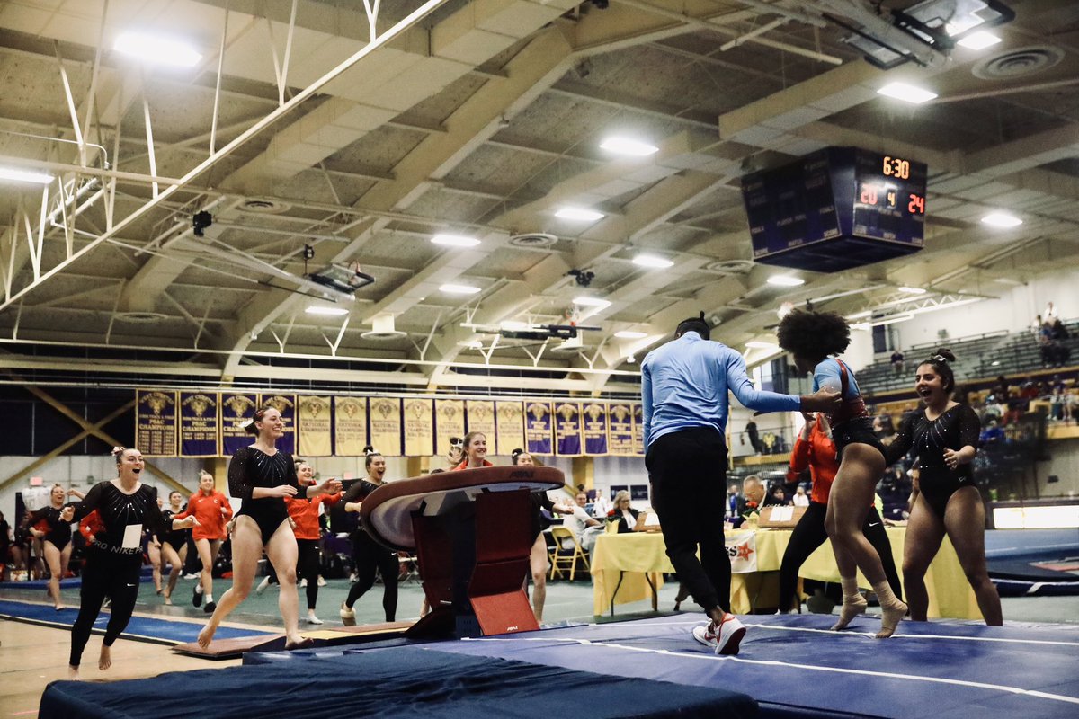 USAGym's tweet photo. An incredible moment! 🤩💐

📸 @WCUAthletics https://t.co/FyT1hKO0rM