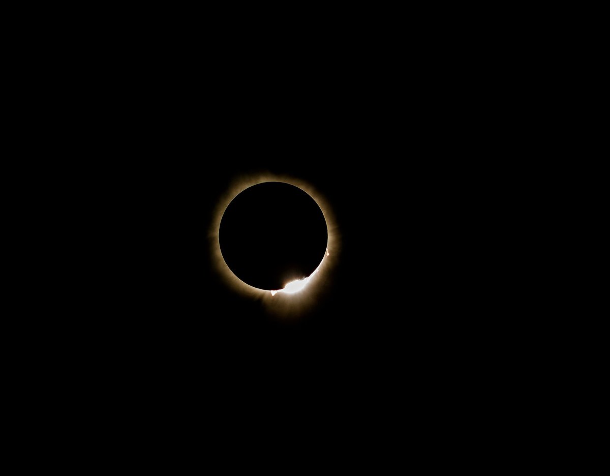 I know, another #eclipse24 image. 
My most exciting image, for me, in shooting #eclipse24. Capturing these solar flares at/near totality was an unexpected treat. Sony A7CII
300mm 1/100 sec, f5.6 ISO160