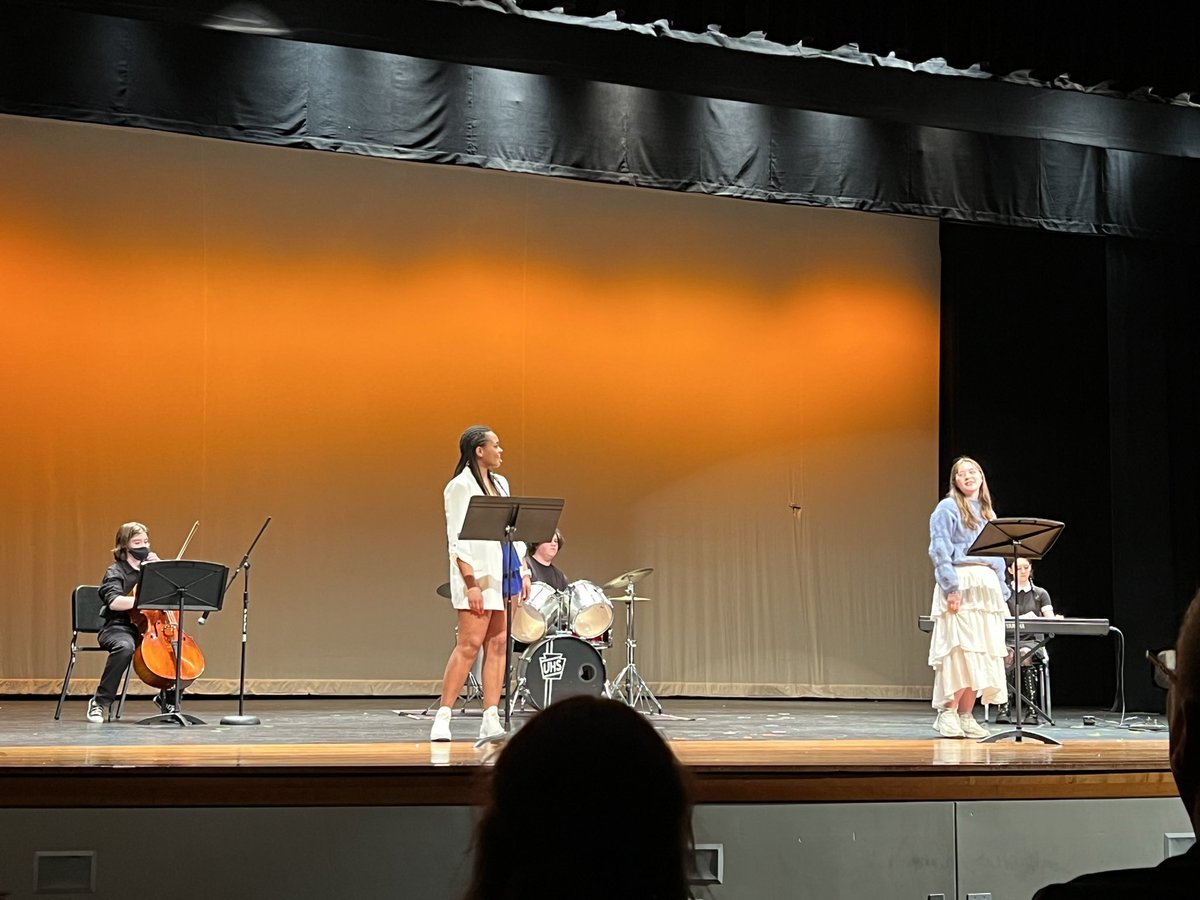 Amanda Smutok tweet media