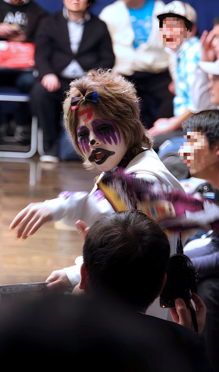 フキゲンさんからファンサを受けるRニキを激写デース🤘🤡
#フキゲンです
#OEDotai 
#STARDOM
2024.4.12 後楽園ホール