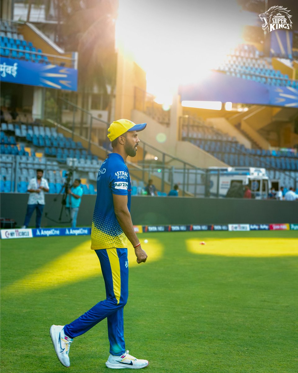 Shining Bright! 🌟 

#WhistlePodu #Yellove 🦁💛