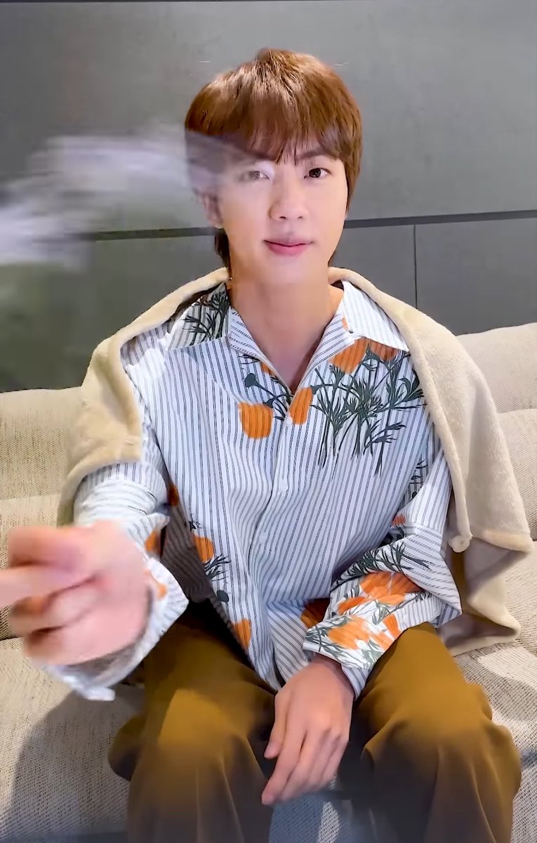 Reply and Retweet with your tags for Jin :- OUR FLOWER SEOKJIN D-60 UNTIL JIN RETURNS #60DaysToMeetJin #석진이_만나기_60일전