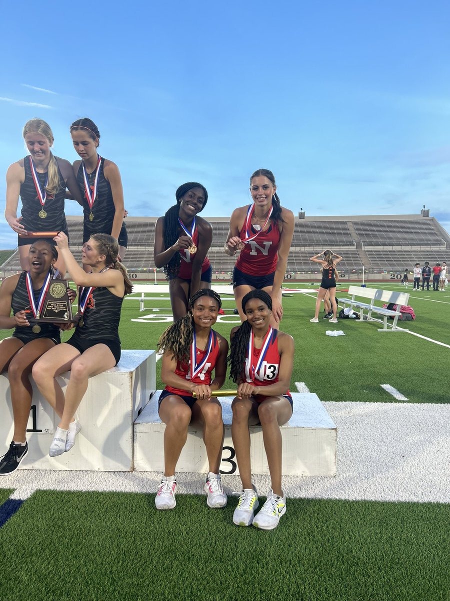 Congrats to the Girls 4x400 Relay on their 3rd place finish! Heading to Regionals!!