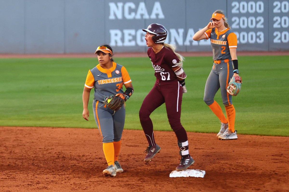 HailState's tweet photo. Maroon Friday run rule 😤

@HailStateSB opens the series vs. #4 Tennessee with a 9-1 win!

#HailState🐶 https://t.co/LdnoDiviJa