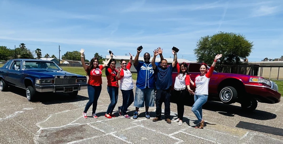 ❣️ Our Bobcats had a STAAR Pep-Rally with performances from our RAY VLC!!! We would like to send a BIG THANK YOU to DR. H and True Colors Car Club for their support. Our Bobcats are ready to ROCK THE STAAR!!! ❣️#CCISDProud