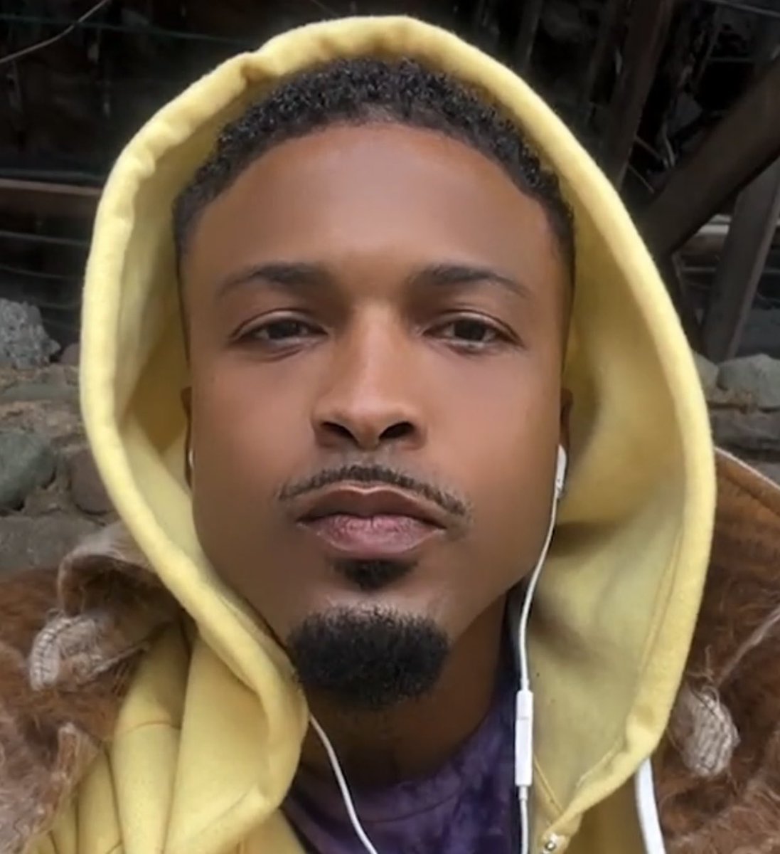 Haters will say this is AI generated but nah it’s GOD GENERATED!!! August Alsina really this fine in real life 😍