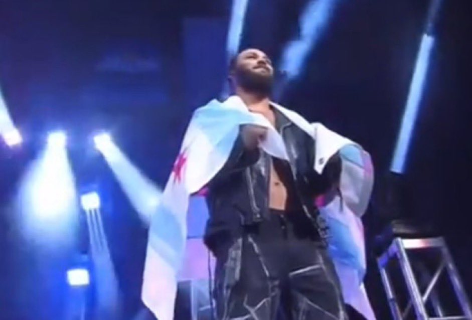 ZackaryBinx1's tweet image. The Goat jack perry just walked into that shit hole of chicago draped in a cm punk flag and a cry me a river jacket #njriot #Realglass #FuckCmpunk