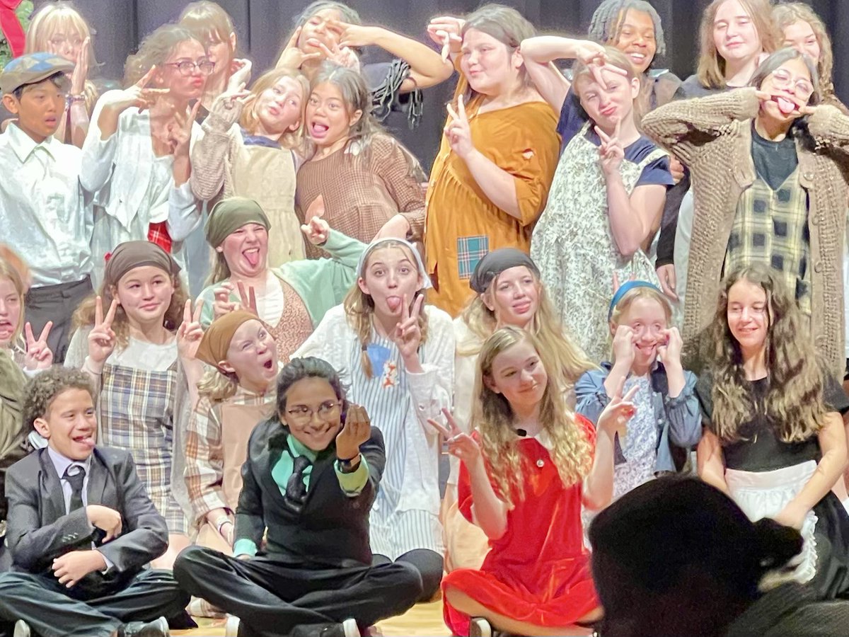 HokiesForever's tweet photo. Night one is done! So funny and so much talent on the stage. The whole cast did great. @ActivitiesLMS #anniejr #landstownms https://t.co/i3eIvQJoEJ