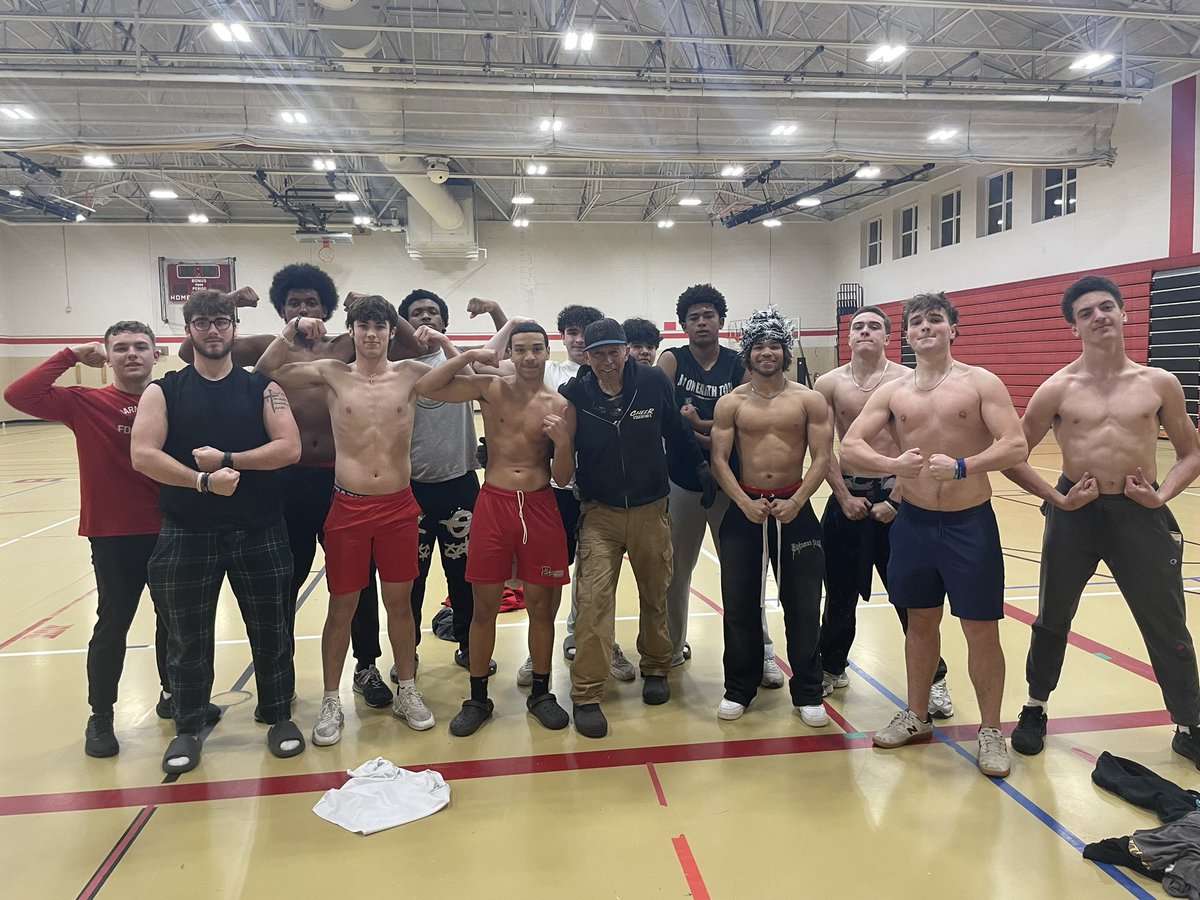 Happy #FLEXFRIDAY to these DUDES who spent all afternoon and evening volunteering their time at the Xtreme Cheer Showcase at BUES. #FAMILY