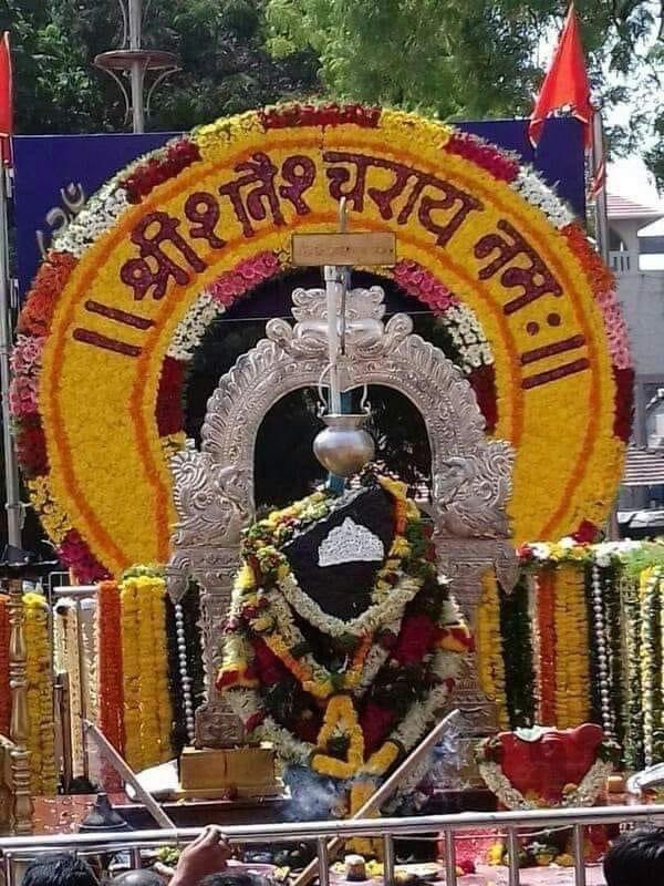 Jai shree shani dev ji 🌻🥀🚩🙏